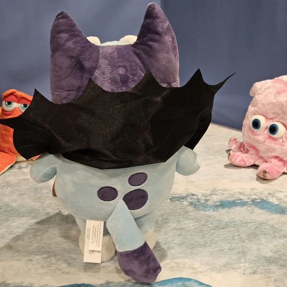 Bluey Vampire Pumpkin Plush Greeter 18